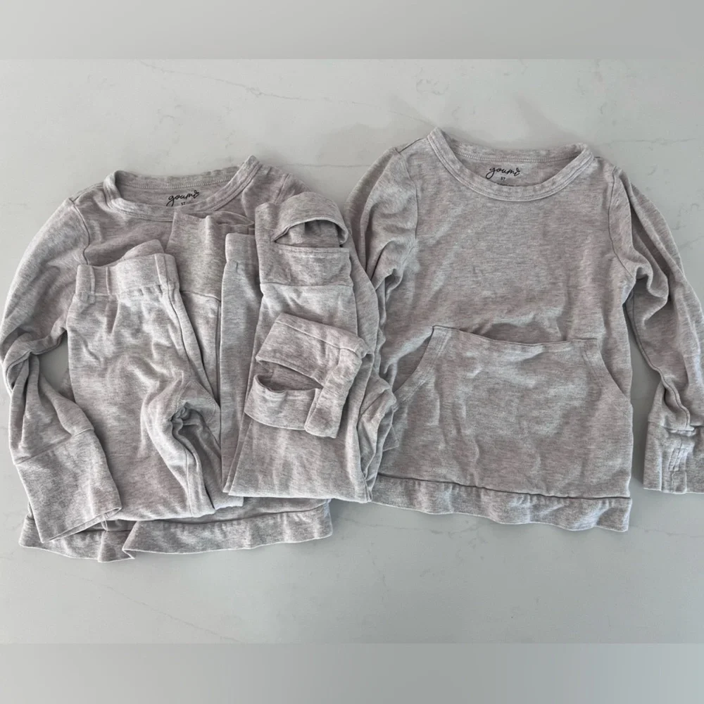 Two Pairs of Goumi Light Gray All Day Jogger PJ Sets - Picture 1 of 8